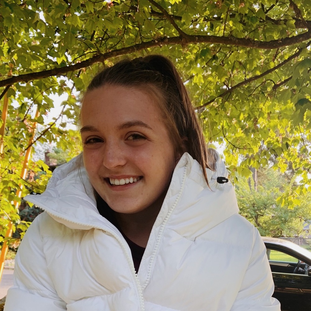 Meet your Posher, Elena